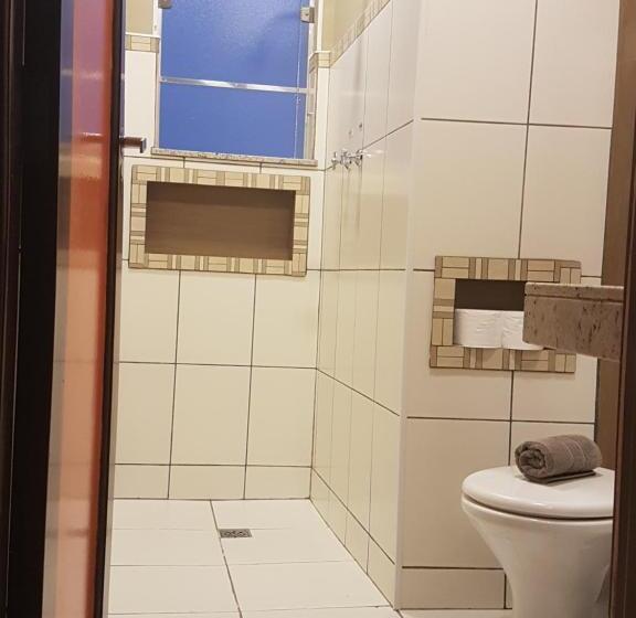 חדר קומפורט, Presidente