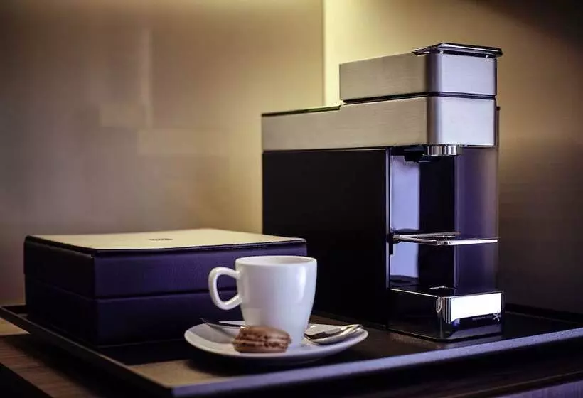 スーペリアールーム, Radisson Blu CDG Airport Terminal Hotel, Paris