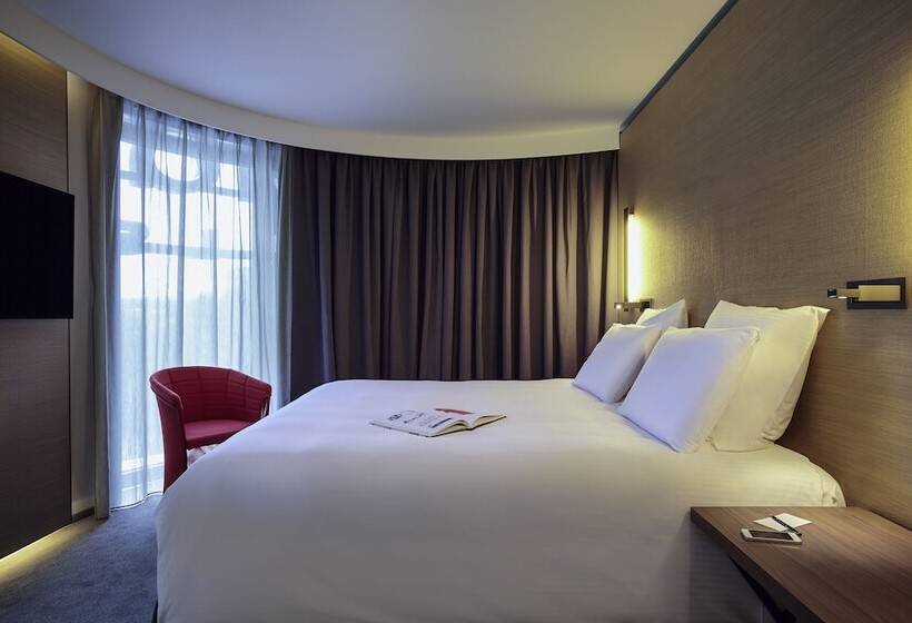 Люкс Superior, Pullman Paris Roissy Cdg Airport