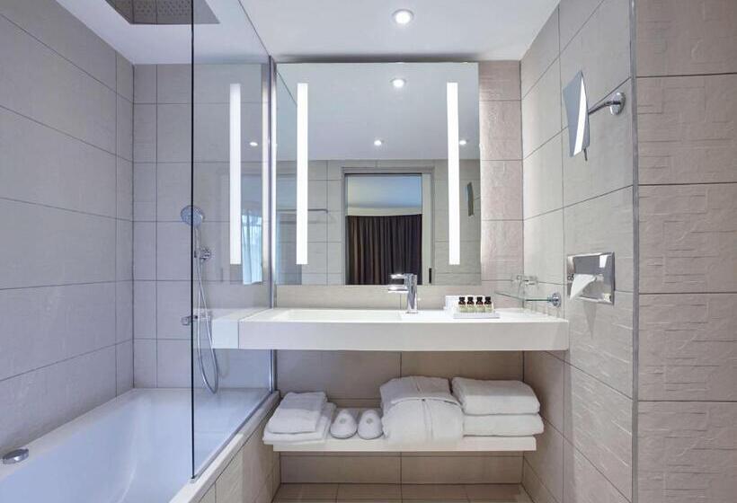 غرفة ديلوكس سرير كينج, Pullman Paris Roissy Cdg Airport