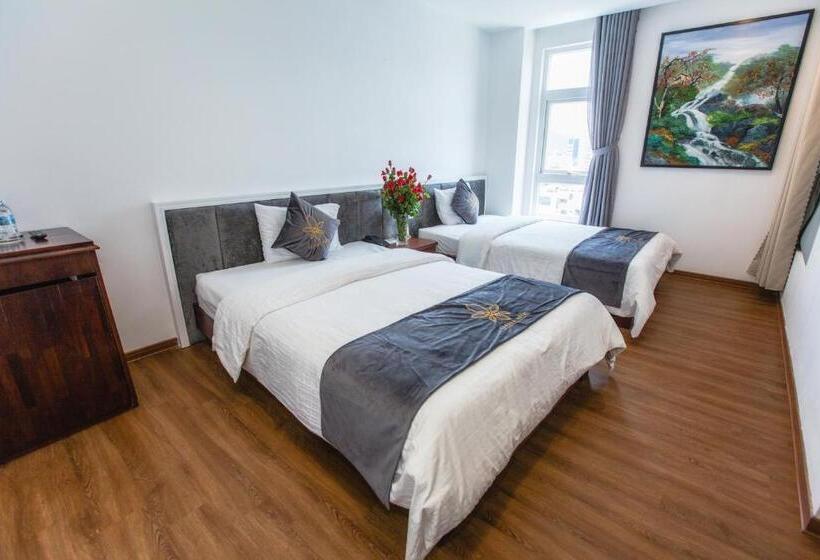 اتاق لوکس, Tarasa