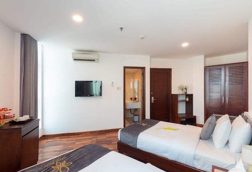 اتاق سوپریور با چشمانداز شهر, Tarasa