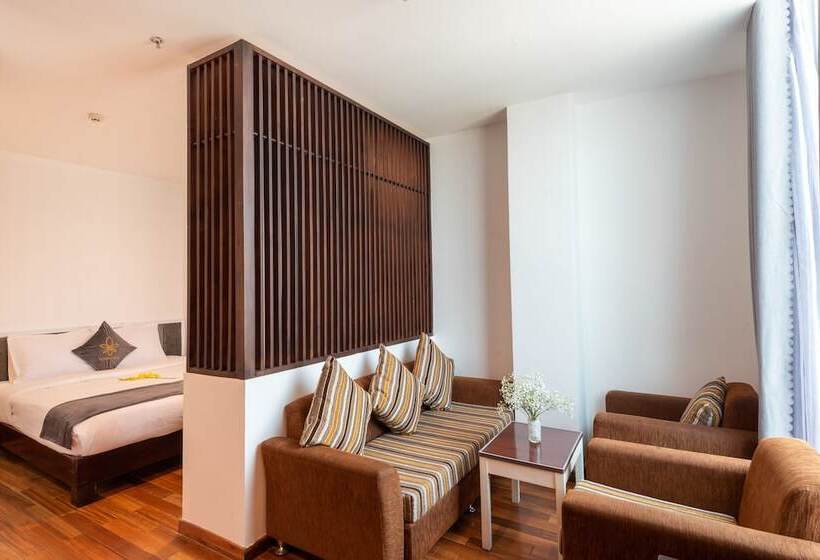 اتاق سوپریور با چشمانداز شهر, Tarasa