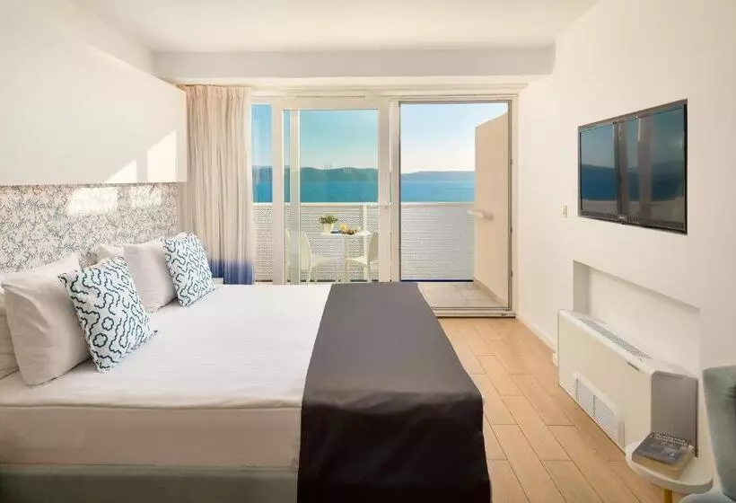 オーシャンビュースタンダードルームバルコニー付き, Tui Blue Makarska   Adults Only