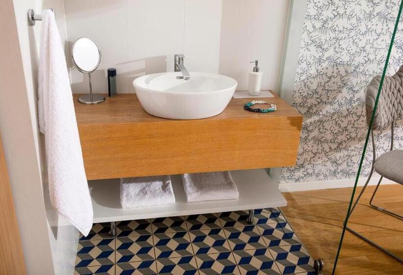 جناح جونيور مطلّ علي البحر, Tui Blue Makarska   Adults Only