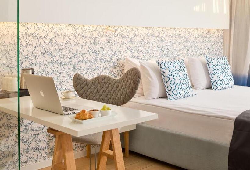 غرفة سوبيريور مطلّة علي البحر مزودة بشُرفة, Tui Blue Makarska   Adults Only