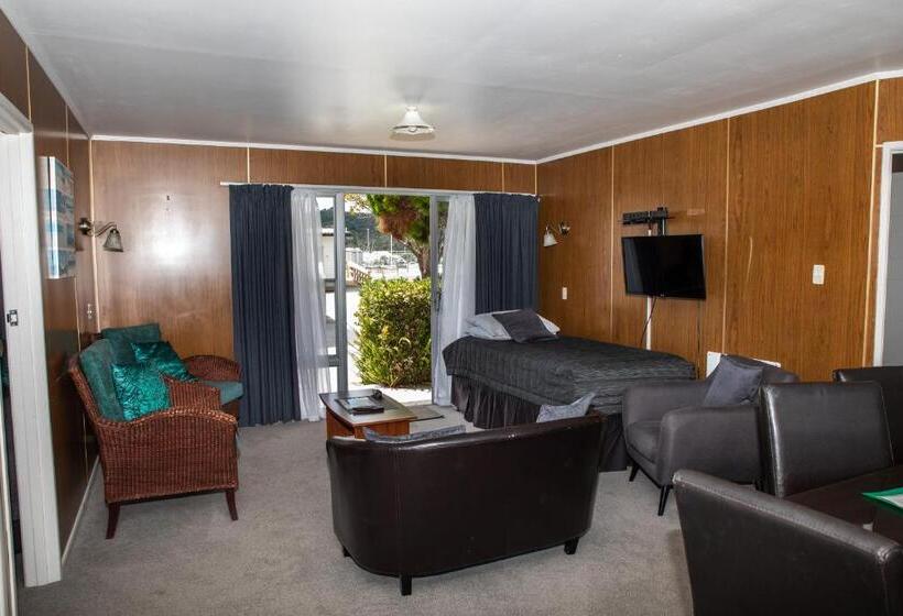Апартаменты 2 Спальни, Peninsula Motel