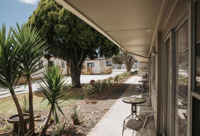 침실 1개 아파트, Peninsula Motel