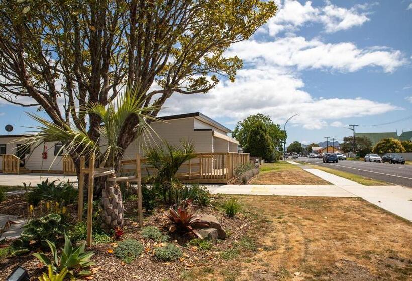 수피리어 스튜디오, Peninsula Motel