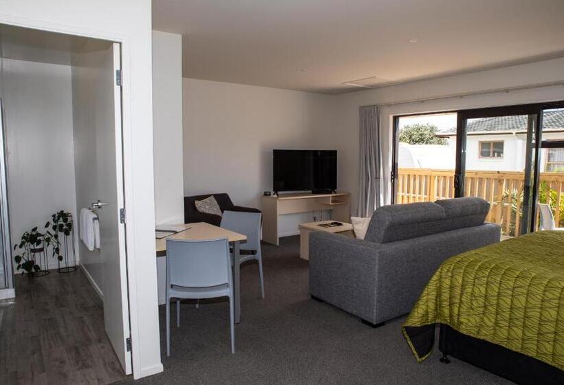 Студия Superior, Peninsula Motel