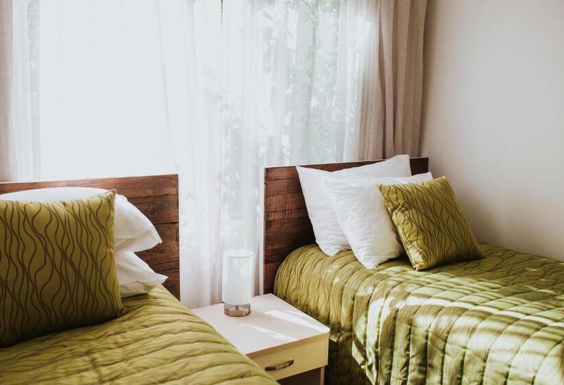 Дом 3 Спальни, Peninsula Motel