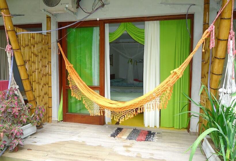 디럭스 트리플 룸, Velinn Pousada Bali Itamambuca