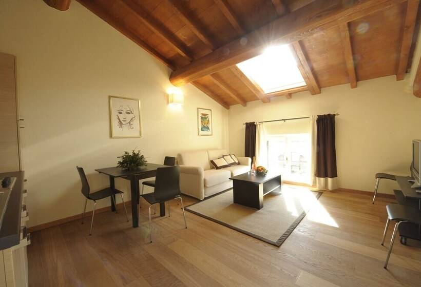 شقة غرفة واحدة, Relais Corte Paradiso