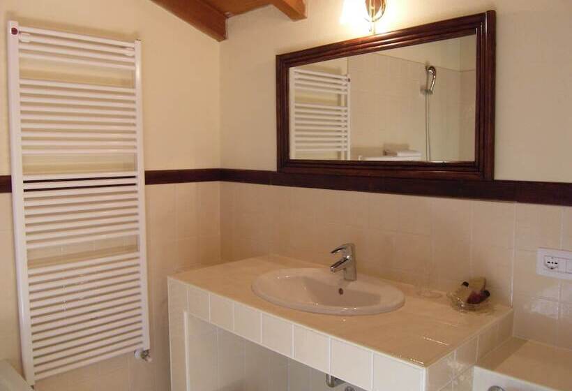 شقة 3 غرف, Relais Corte Paradiso