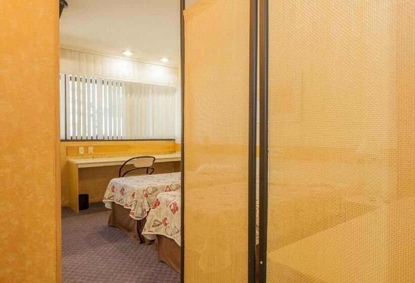 豪华三人间, Tri Hotel Smart Caxias