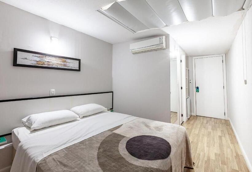 Quarto Deluxe, Tri Hotel Smart Caxias