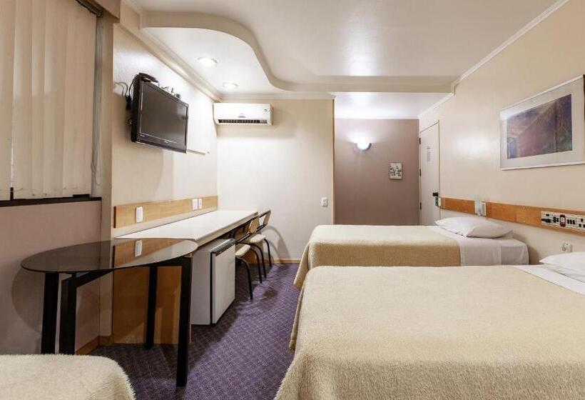 豪华三人间, Tri Hotel Smart Caxias