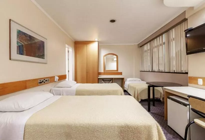 デラックストリプルルーム, Tri Hotel Smart Caxias