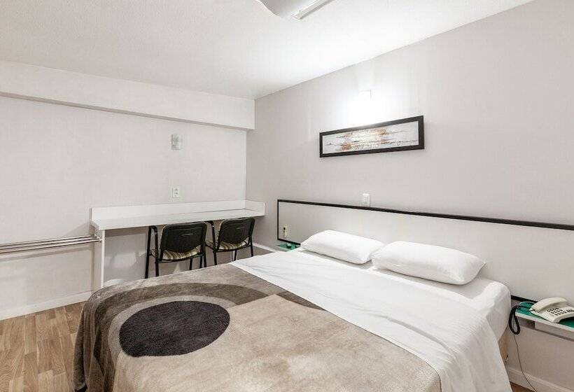 Quarto Deluxe, Tri Hotel Smart Caxias