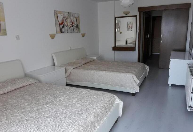 패밀리 아파트, Agrino Hotel Apartments