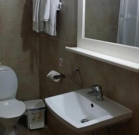 패밀리 아파트, Agrino Hotel Apartments