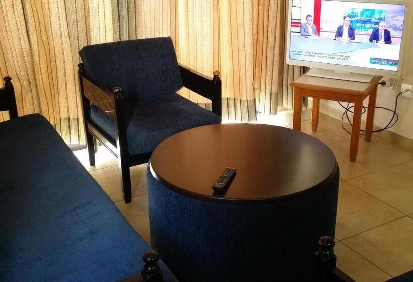 Семейные Апартаменты, Agrino Hotel Apartments