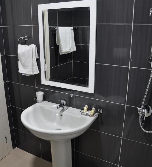 家庭套房, Coral Hotel & Resort