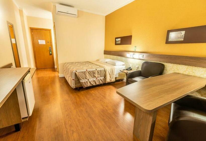 스탠다드 룸, 10 Blumenau