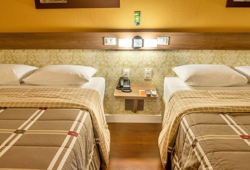 Номер Стандарт 2 Двуспальные Кровати, 10 Blumenau