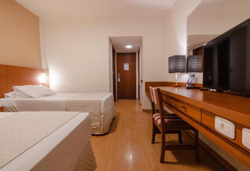 غرفة ديلوكس, Caiua