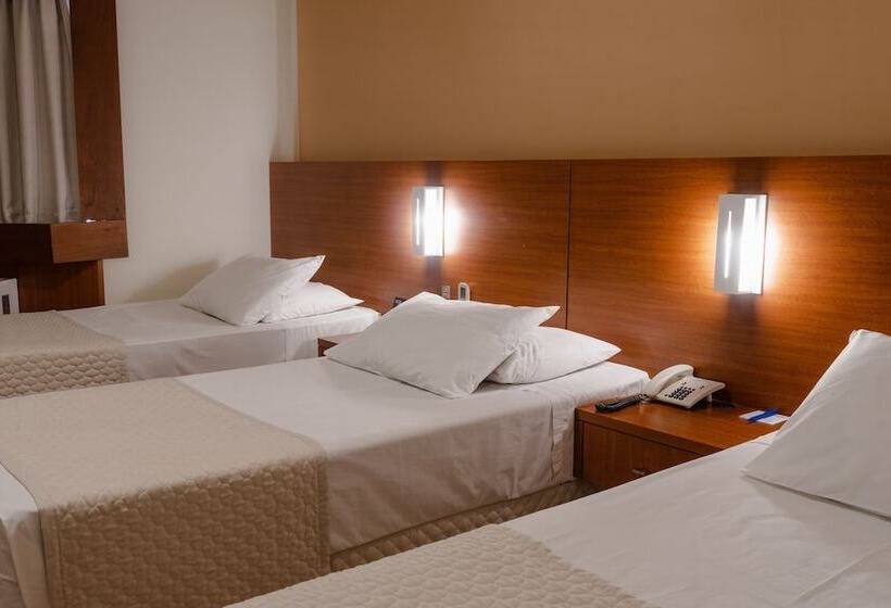 غرفة إدارية ثلاثية, Caiua