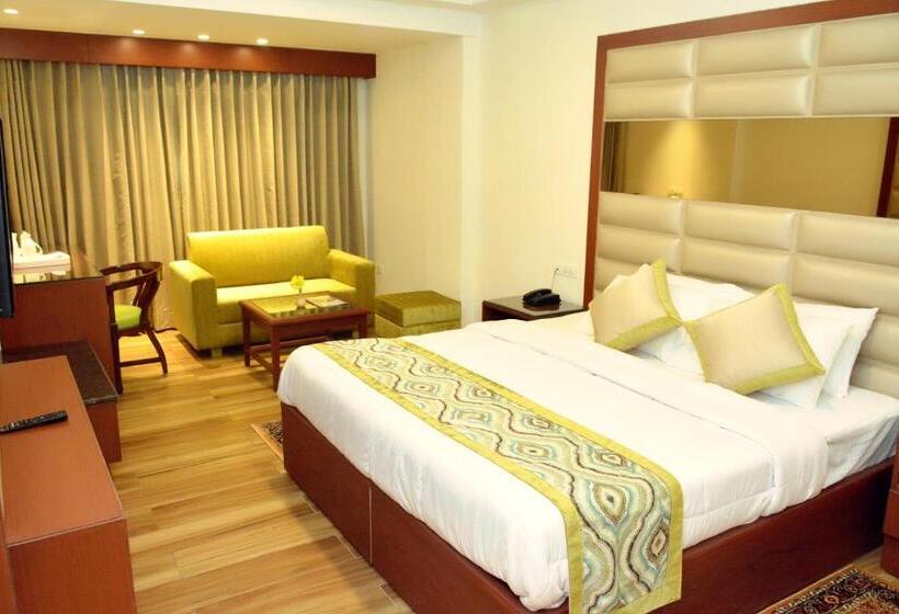 Quarto Standard Cama King, Cardinal Ambica