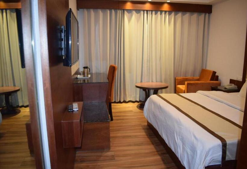 Quarto Real, Cardinal Ambica