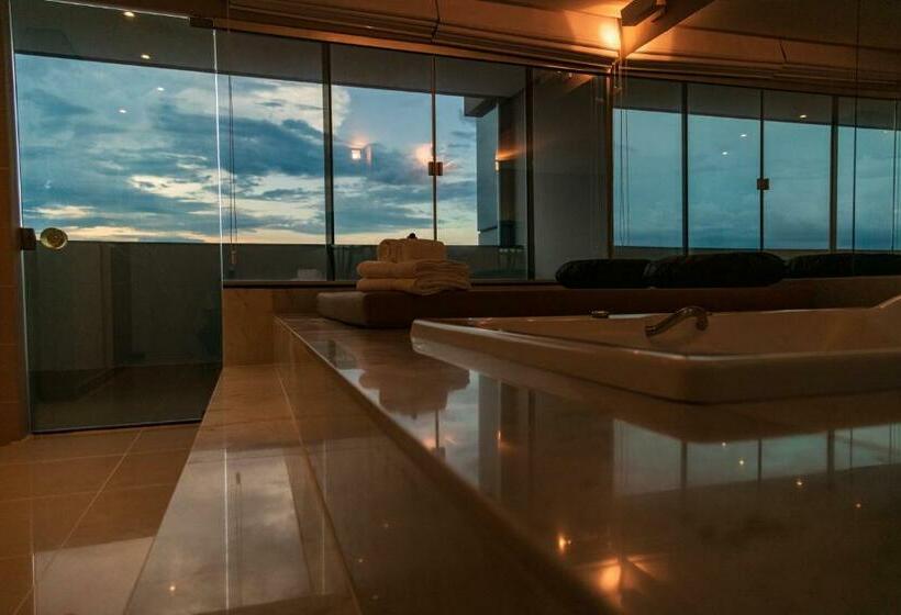 ハイドロマッサージバス付きスイート, Catuai