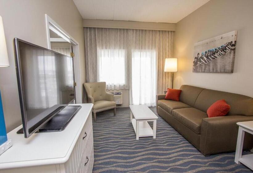 Suite Vista Lago, Cedar Point Hotel Breakers