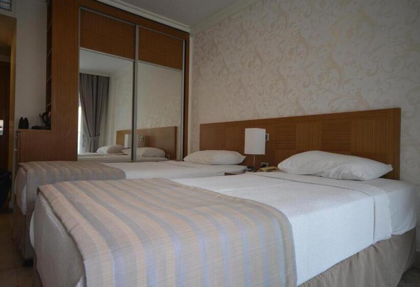 Habitación Estándar, Devamlı