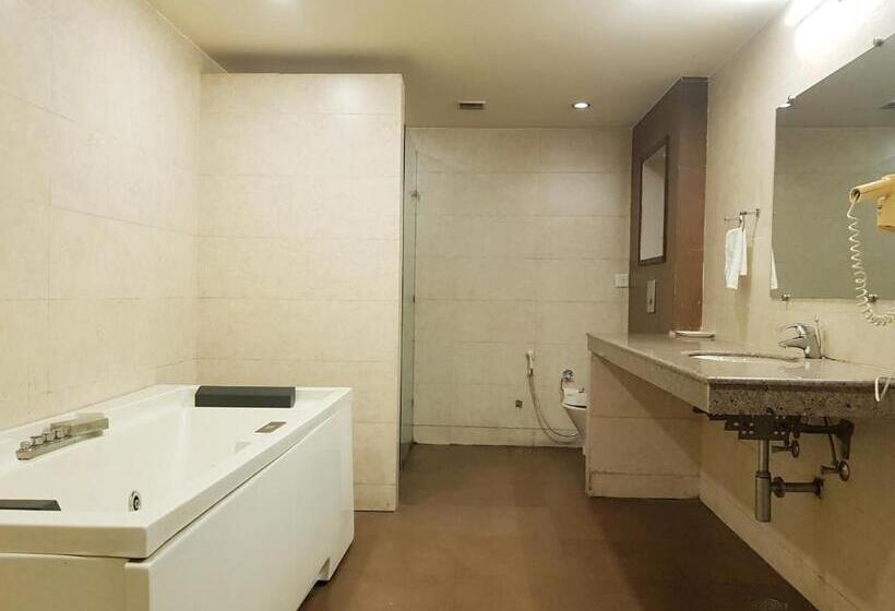 Президентский Люкс, Fairway