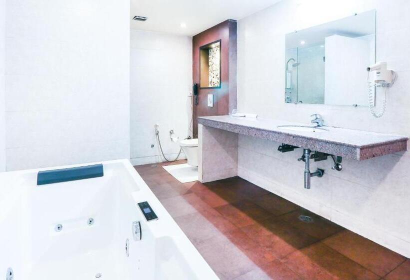 Президентский Люкс, Fairway