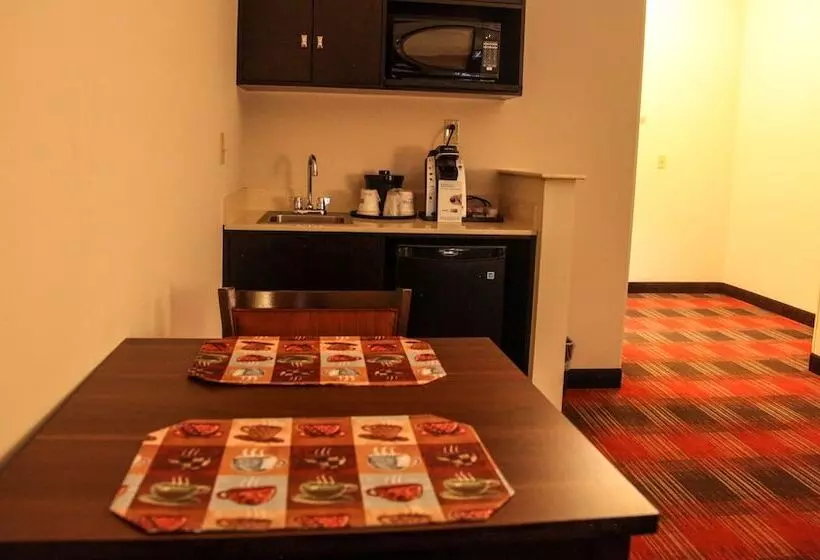 スイート, Holiday Inn Express & Suites Cumberland   La Vale, An Ihg
