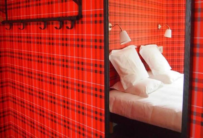 スタンダードルーム, La Voile Rouge