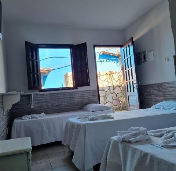 غرفة قياسية ثلاثية, Pousada Morada Azul