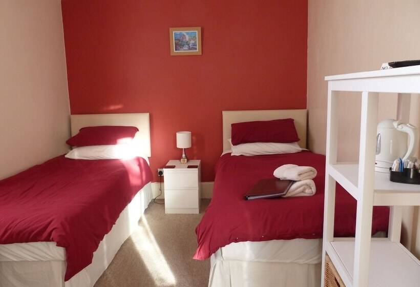 غرفة قياسية, Railway Inn