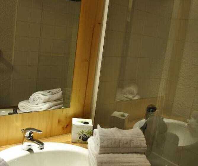 Апартаменты 2 Спальни, La Berangere