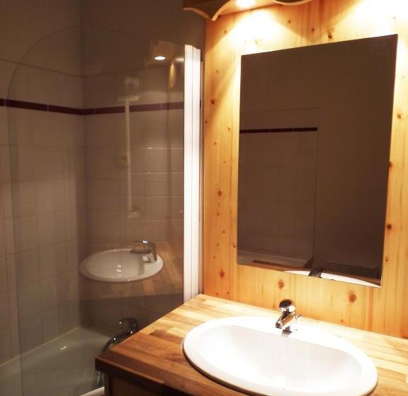 Апартаменты 1 Спальня, La Berangere