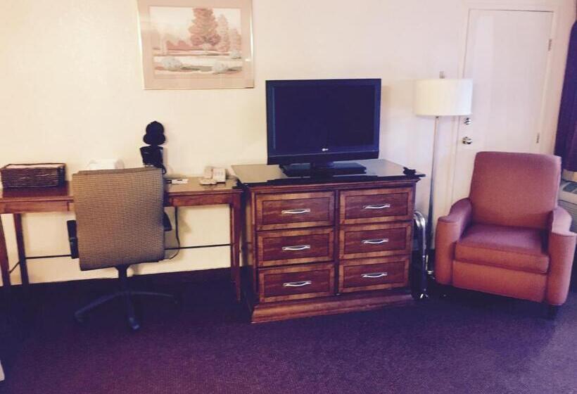 标准工作室, Travelodge By Wyndham Reno