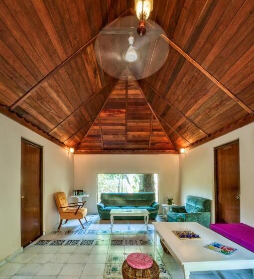 Bungalow Familiar, Munjoh Ocean Resort