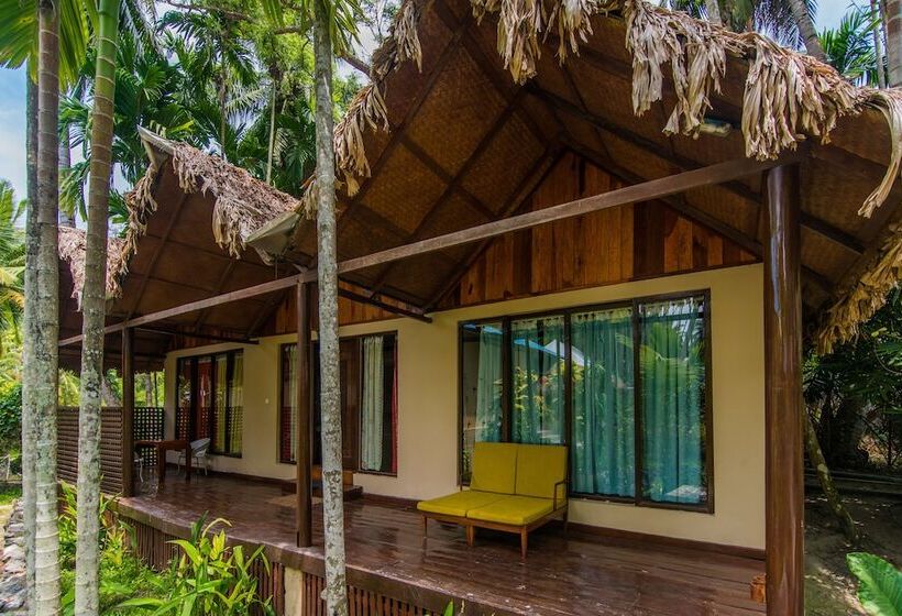 Bungalow Familiar, Munjoh Ocean Resort