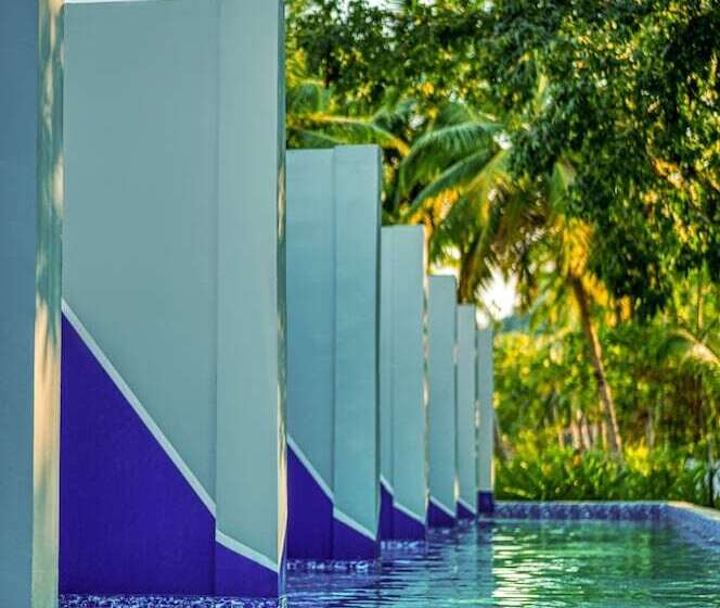 Люкс с Бассейном, Munjoh Ocean Resort