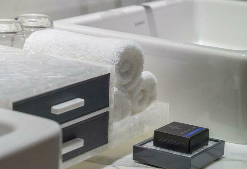 프리미엄 룸, Nuo Hotel Beijing