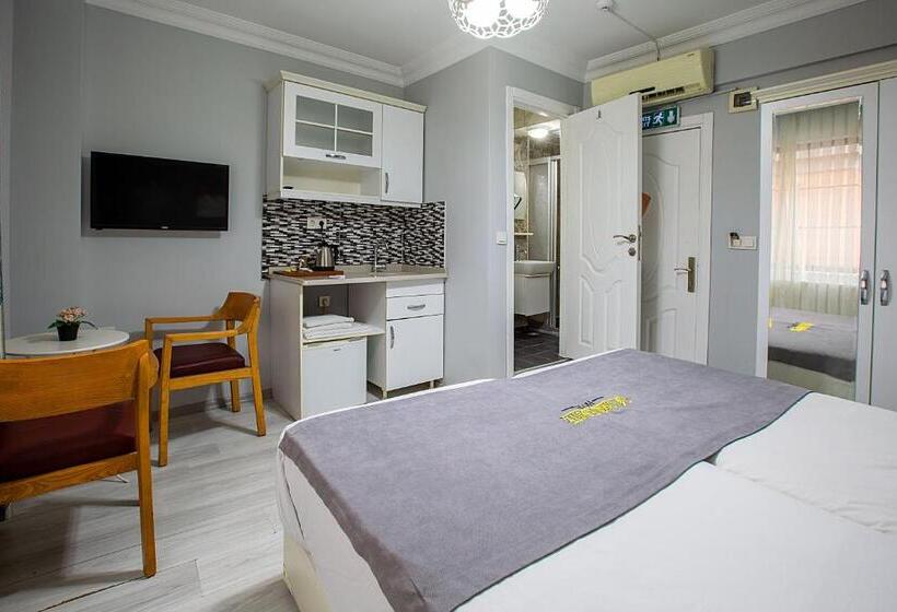 اتاق استاندارد یک نفره, Unique Suite